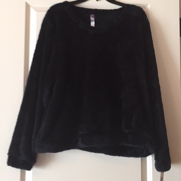 HUE Sweaters - Hue Women’s Black Sweater XL